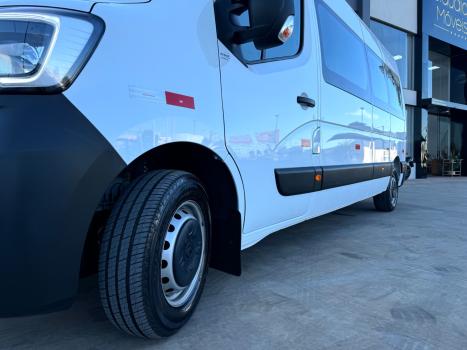RENAULT Master 2.3 16V 4P DCI DIESEL MINIBUS EXECUTIVE L3H2 16 LUGARES, Foto 9