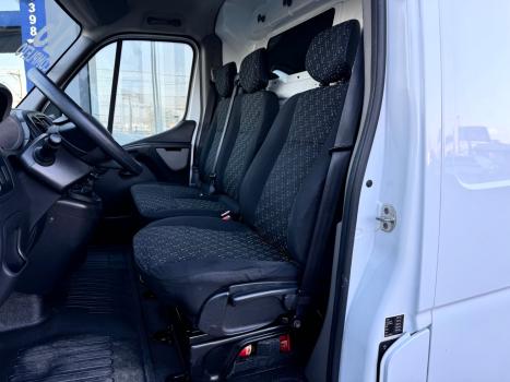 RENAULT Master 2.3 16V 3P DCI DIESEL FURGO L1H1, Foto 5