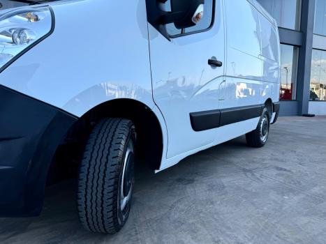 RENAULT Master 2.3 16V 3P DCI DIESEL FURGO L1H1, Foto 9