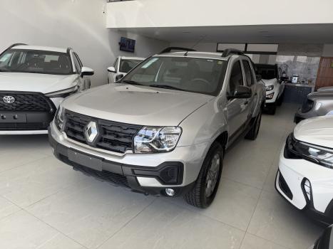 RENAULT Oroch 1.6 16V 4P FLEX INTENSE, Foto 2