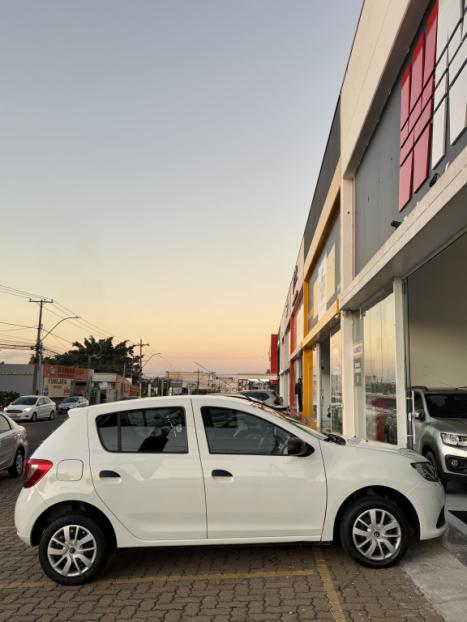 RENAULT Sandero 1.0 16V 4P FLEX AUTHENTIQUE, Foto 2