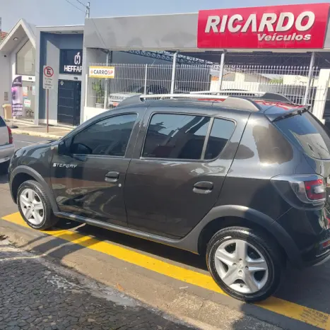 RENAULT Sandero 1.6 16V 4P FLEX STEPWAY, Foto 3