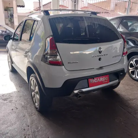 RENAULT Sandero 1.6 4P FLEX STEPWAY, Foto 3