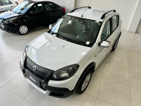 RENAULT Sandero 1.6 16V 4P FLEX STEPWAY AUTOMTICO, Foto 4