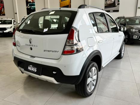 RENAULT Sandero 1.6 16V 4P FLEX STEPWAY AUTOMTICO, Foto 5