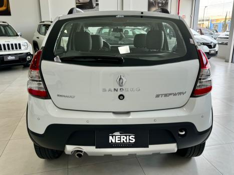 RENAULT Sandero 1.6 16V 4P FLEX STEPWAY AUTOMTICO, Foto 6