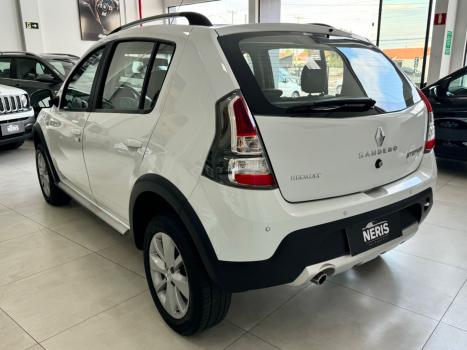 RENAULT Sandero 1.6 16V 4P FLEX STEPWAY AUTOMTICO, Foto 7