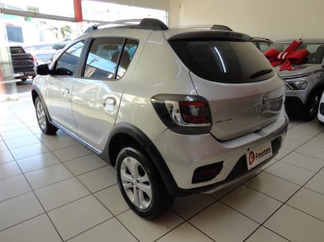 RENAULT Sandero 1.6 4P FLEX STEPWAY, Foto 3