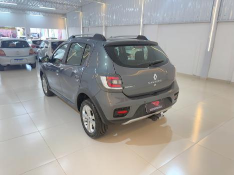 RENAULT Sandero 1.6 16V 4P FLEX STEPWAY, Foto 6
