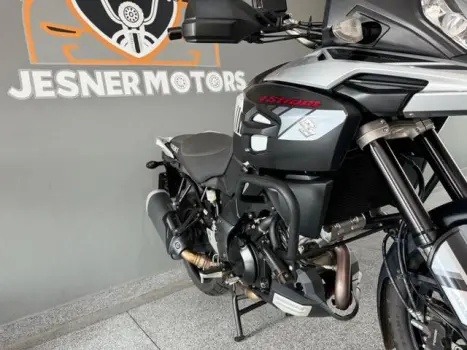 SUZUKI DL 1000 V-Strom A, Foto 18