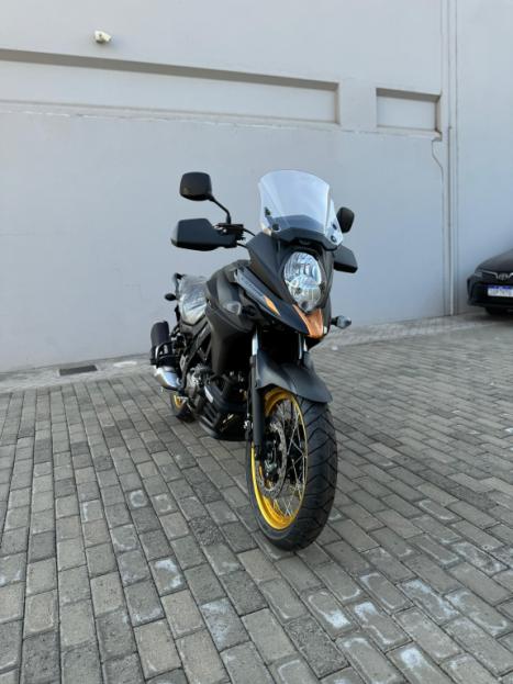 SUZUKI DL 650 V-Strom XT, Foto 6