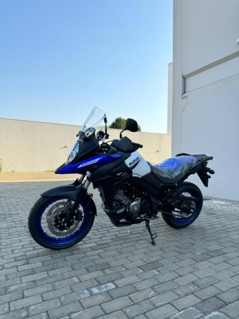 SUZUKI DL 650 V-Strom XT, Foto 2