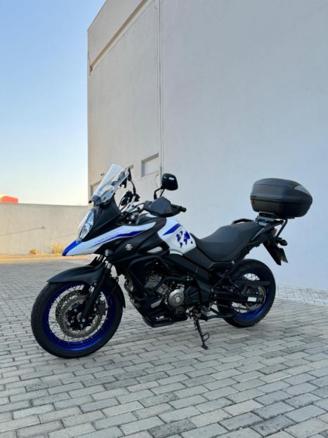 SUZUKI DL 650 V-Strom XT, Foto 2