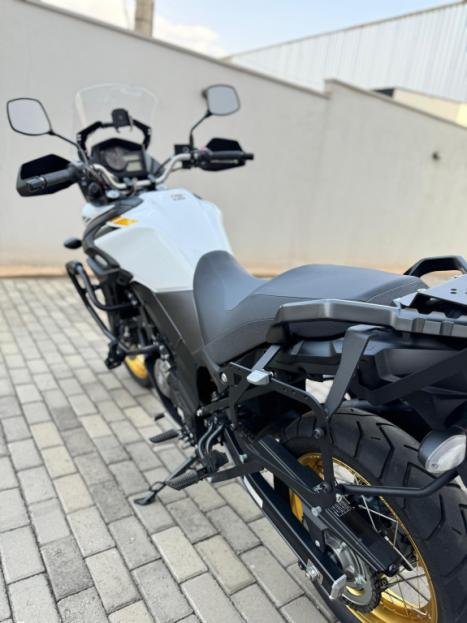 SUZUKI DL 650 V-Strom XT, Foto 11