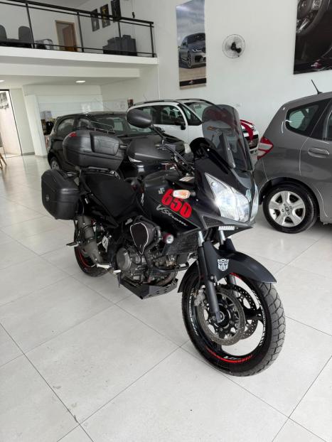 SUZUKI DL 650 V-Strom , Foto 3