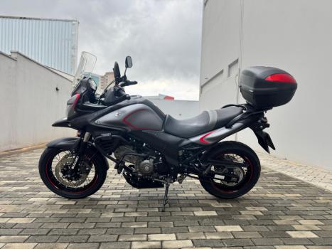 SUZUKI DL 650 V-Strom XT, Foto 1