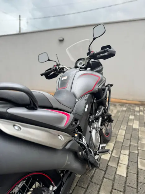 SUZUKI DL 650 V-Strom XT, Foto 4