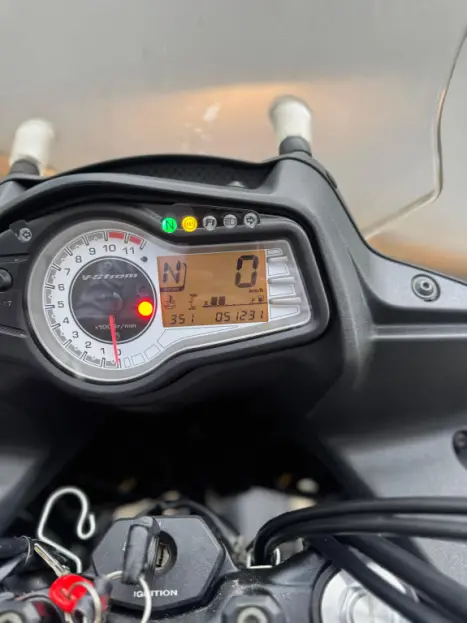 SUZUKI DL 650 V-Strom XT, Foto 10