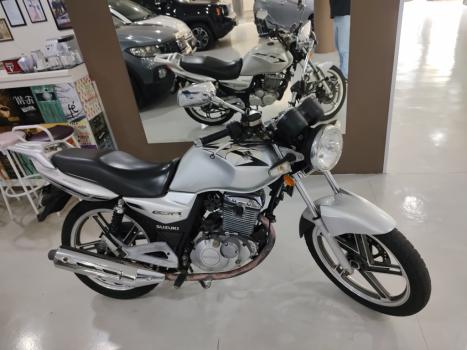 SUZUKI GSR 150 I, Foto 5