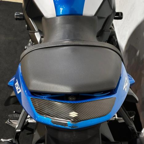 SUZUKI GSR 750 ZA, Foto 3
