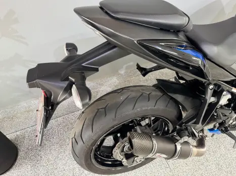 SUZUKI GSX 1100 F , Foto 15