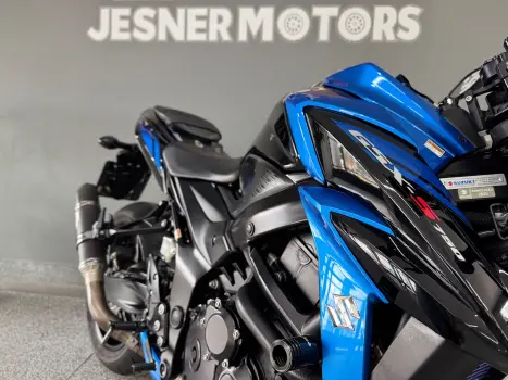 SUZUKI GSX 1100 F , Foto 19
