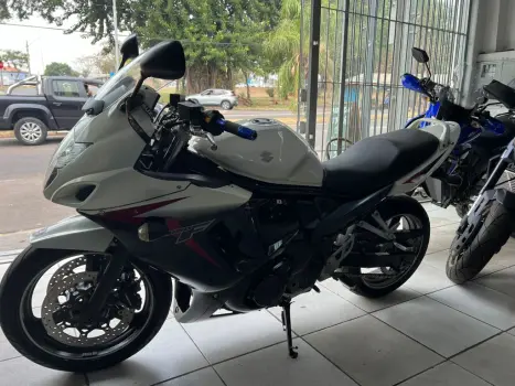 SUZUKI GSX 650 F , Foto 3