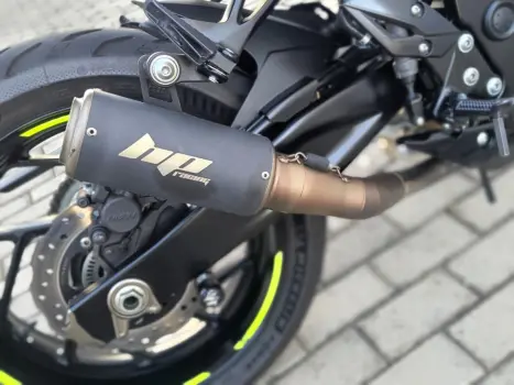 SUZUKI GSX 750 F , Foto 7
