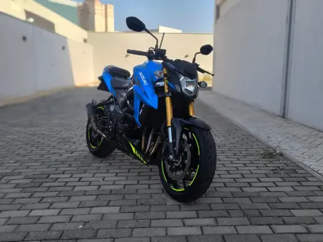 SUZUKI GSX 750 F , Foto 9