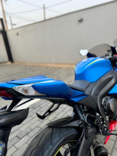 SUZUKI GSX-R 1000 SRAD , Foto 12