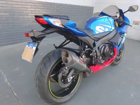 SUZUKI GSX-R 750 Srad MOTO GP, Foto 4