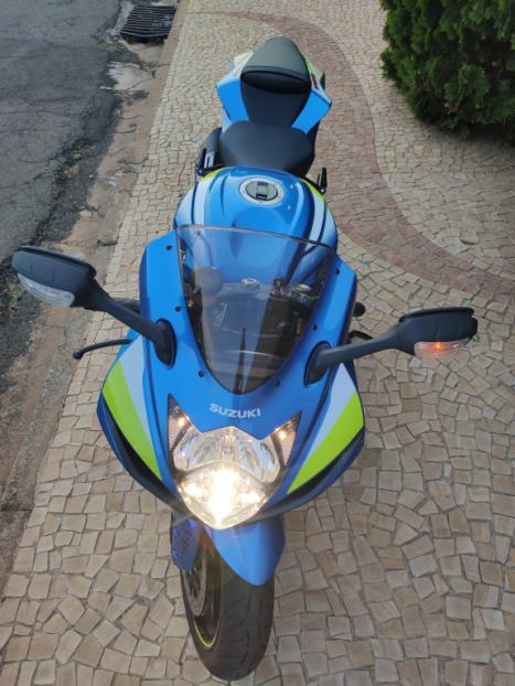 SUZUKI GSX-R 750 Srad MOTO GP, Foto 6