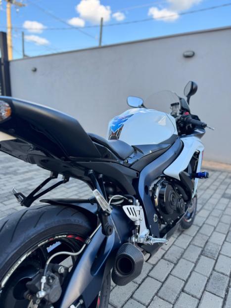 SUZUKI GSX-R 750 Srad , Foto 4