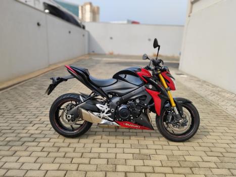 SUZUKI GSX-S 1000 A, Foto 1