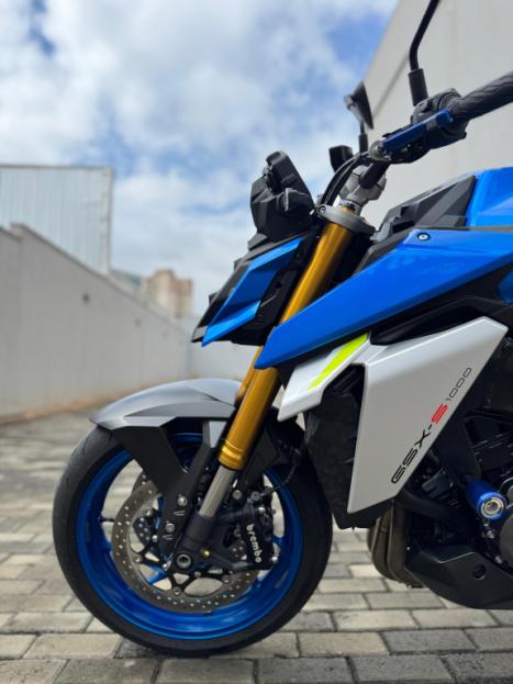 SUZUKI GSX-S 1000 A, Foto 6