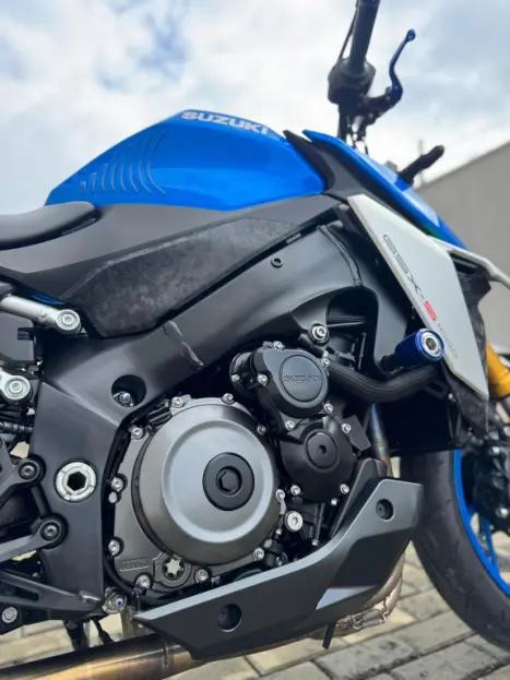 SUZUKI GSX-S 1000 A, Foto 8