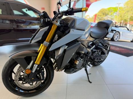 SUZUKI GSX-S 1000 A, Foto 1