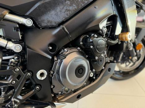 SUZUKI GSX-S 1000 A, Foto 7