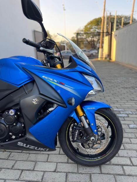 SUZUKI GSX-S 1000 F, Foto 9