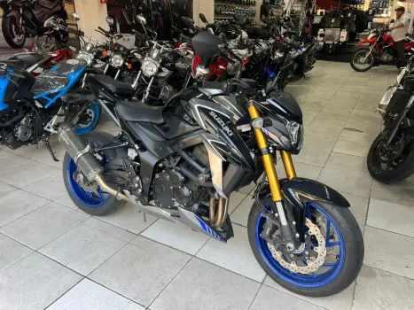 SUZUKI GSX-S 750 ABS, Foto 2