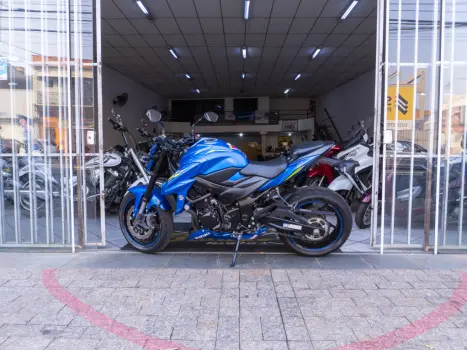 SUZUKI GSX-S 750 ABS, Foto 4