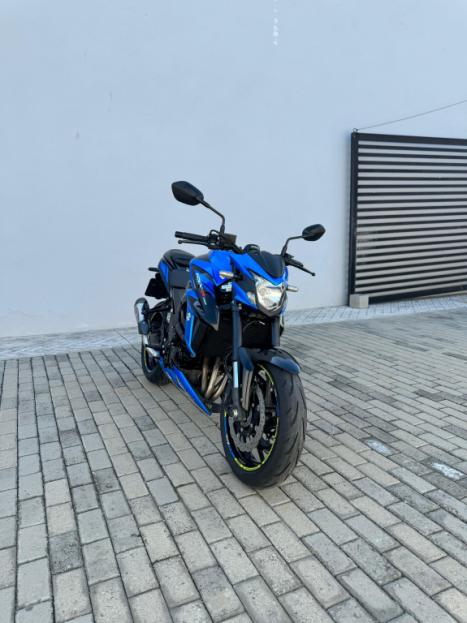 SUZUKI GSX-S 750 ABS, Foto 7