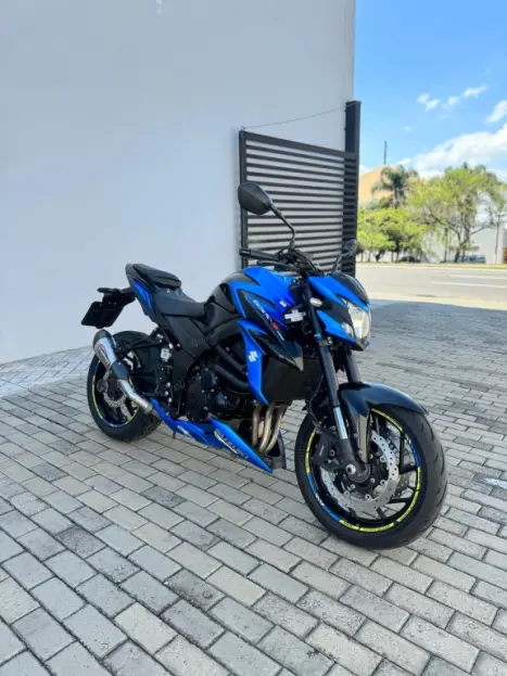 SUZUKI GSX-S 750 ABS, Foto 9