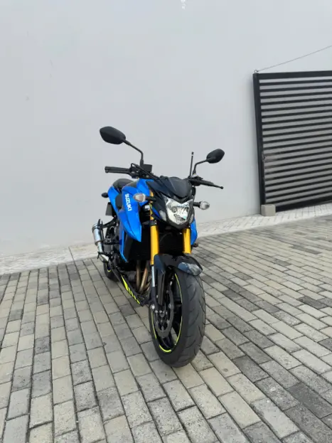 SUZUKI GSX-S 750 ABS, Foto 8