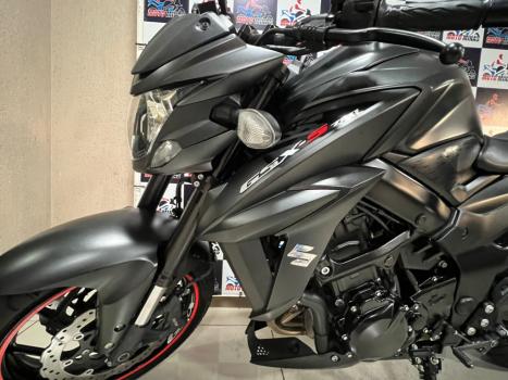 SUZUKI GSX-S 750 ABS, Foto 3