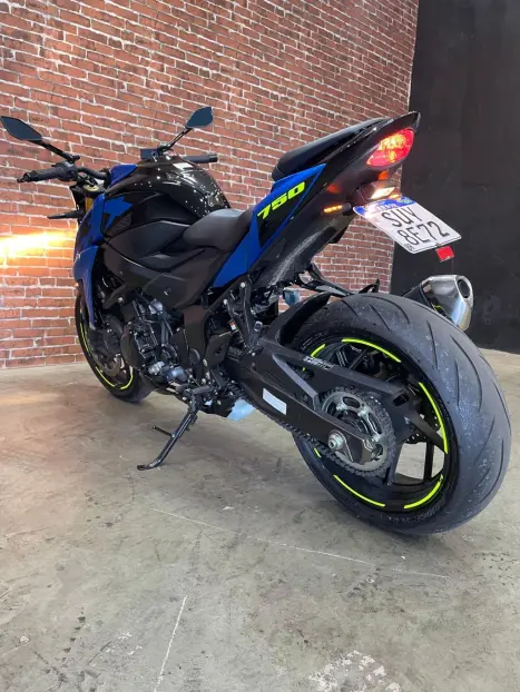 SUZUKI GSX-S 750 ABS, Foto 5