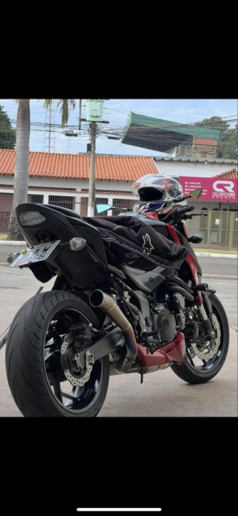 SUZUKI GSX-S 750 ABS, Foto 3