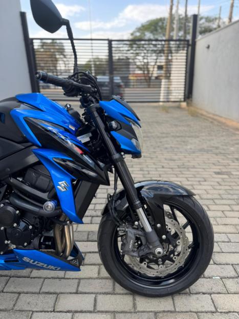 SUZUKI GSX-S 750 ABS, Foto 9