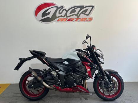 SUZUKI GSX-S 750 ABS, Foto 1