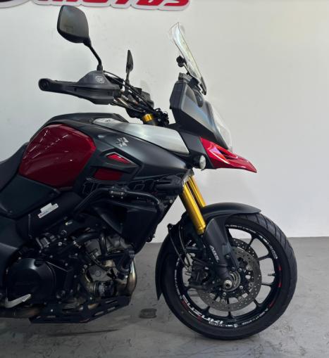 SUZUKI V-Strom DL 1000 A, Foto 3